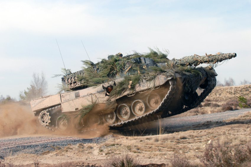 leopard-tank.jpg